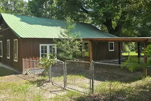 2266 Young Rd, Livingston, TX 77351 - Photo 8