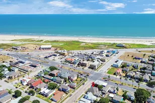 915 8th St, Galveston, TX 77550 - Photo 50