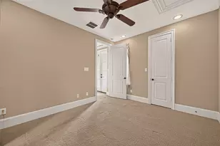 1652 Norfolk St, Houston, TX 77006 - Photo 32