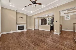1652 Norfolk St, Houston, TX 77006 - Photo 4