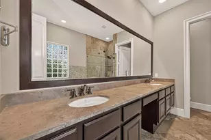 1652 Norfolk St, Houston, TX 77006 - Photo 22