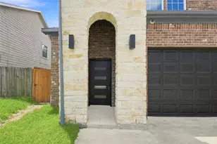 4336 Maggie St, Houston, TX 77051 - Photo 2