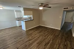 5731 W Airport Blvd, Houston, TX 77035 - Photo 8