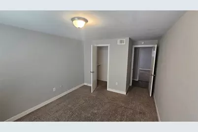 5731 W Airport Boulevard, Houston, TX 77035 - Photo 12