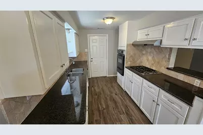 5731 W Airport Boulevard, Houston, TX 77035 - Photo 4