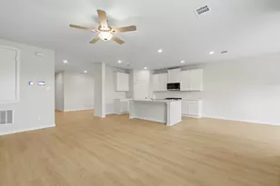 626 Cherry Tree Dr, La Marque, TX 77568 - Photo 12