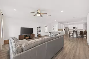 7710 Murciana Dr, Rosharon, TX 77583 - Photo 16