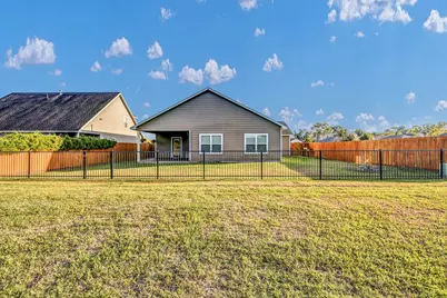 406 Wellshire Drive, West Columbia, TX 77486 - Photo 42
