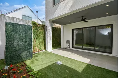 1107 Berthea Street #B, Houston, TX 77006 - Photo 10