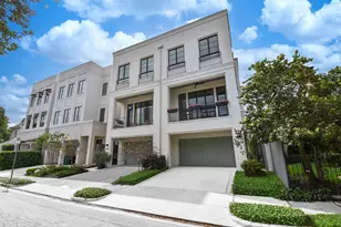 1107 Berthea St, Houston, TX 77006 - Photo 2