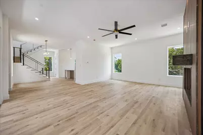 1032 W 17th Street #A, Houston, TX 77008 - Photo 14