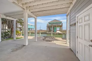 530 Dolphin St, Freeport, TX 77541 - Photo 22