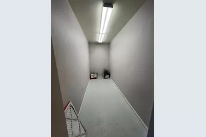 445 W Railroad Avenue, China, TX 77613 - Photo 16