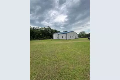 445 W Railroad Avenue, China, TX 77613 - Photo 4