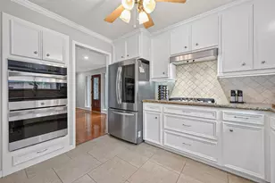 2207 Laurel Hill Dr, Kingwood, TX 77339 - Photo 6