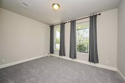 34 Jaden Oaks Place, Tomball, TX 77375 - Photo 10