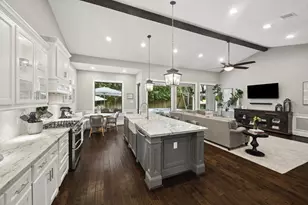 1407 Richelieu Ln, Houston, TX 77018 - Photo 10