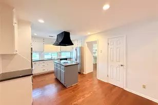 2902 Willow Creek Dr, El Campo, TX 77437 - Photo 8