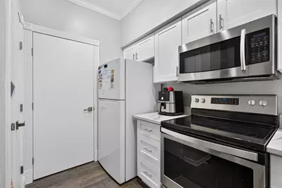 2121 El Paseo Street #1703, Houston, TX 77054 - Photo 14
