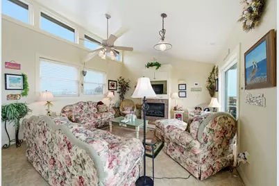 16523 Jamaica Beach Road, Jamaica Beach, TX 77554 - Photo 8