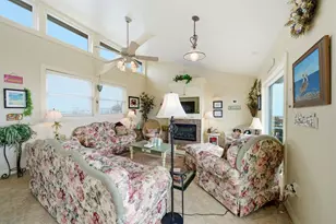 16523 Jamaica Beach Rd, Jamaica Beach, TX 77554 - Photo 8