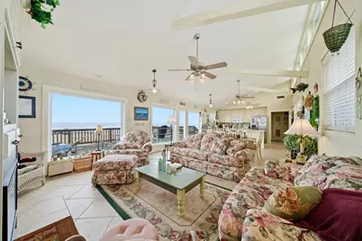 16523 Jamaica Beach Road, Jamaica Beach, TX 77554 - Photo 10