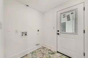 1803 27th St, Galveston, TX 77550 - Photo 22