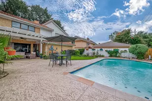 1755 Carriage Way, Sugar Land, TX 77478 - Photo 28