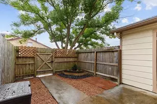 2053 Country Village Blvd, Humble, TX 77338 - Photo 20