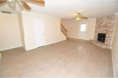 2053 Country Village Boulevard #B, Humble, TX 77338 - Photo 4
