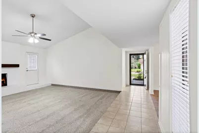 15818 Dunmoor, Houston, TX 77059 - Photo 8