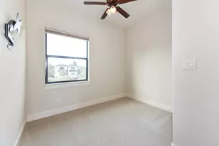 2048 W Main St, Houston, TX 77098 - Photo 32