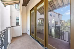 2048 W Main St, Houston, TX 77098 - Photo 24