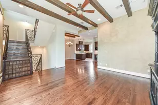2048 W Main St, Houston, TX 77098 - Photo 18