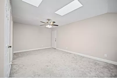 10855 Meadowglen Lane #927, Houston, TX 77042 - Photo 18