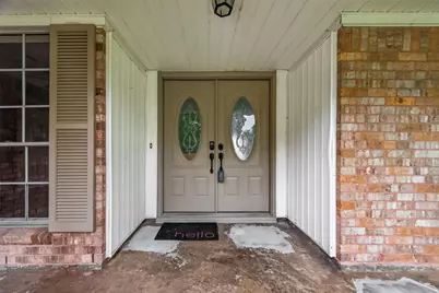 909 Newport Boulevard, League City, TX 77573 - Photo 4