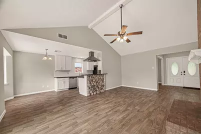 909 Newport Boulevard, League City, TX 77573 - Photo 10