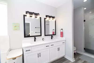 8415 Sunnyhill Street #B, Houston, TX 77088 - Photo 8
