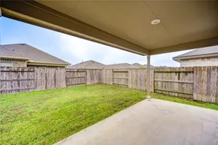 18907 Via Flora Dr, Roman Forest, TX 77357 - Photo 36