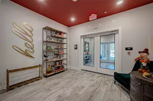 6804 Westview Dr, Houston, TX 77055 - Photo 8