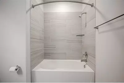 6804 Westview Drive #1402, Houston, TX 77055 - Photo 32