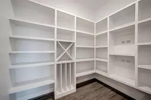 6804 Westview Dr, Houston, TX 77055 - Photo 16