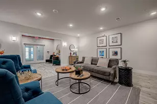 6804 Westview Dr, Houston, TX 77055 - Photo 10
