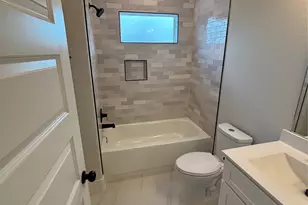 108 E 44th St, Houston, TX 77018 - Photo 8