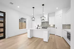 1430 Nashua St, Houston, TX 77008 - Photo 1