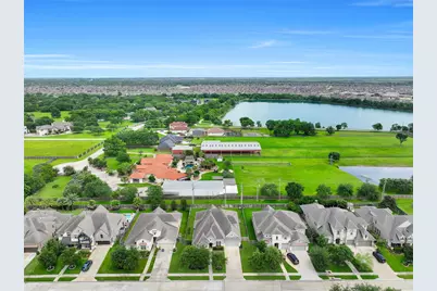 1321 Summer Field Lane, Friendswood, TX 77546 - Photo 38