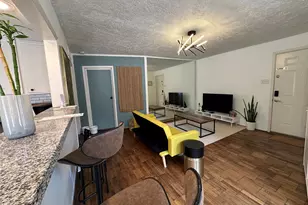 5238 Arboles Dr, Houston, TX 77035 - Photo 6