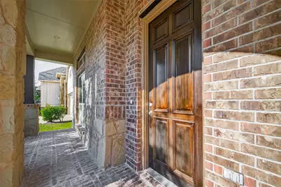 4926 Thunder Creek Ln, Sugar Land, TX 77479 - Photo 6
