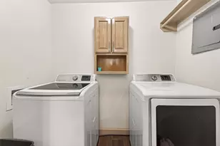 3684 Ocee St, Houston, TX 77063 - Photo 14