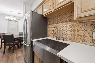 3684 Ocee St, Houston, TX 77063 - Photo 12